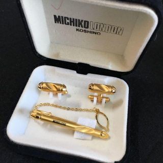 ミチコロンドン(MICHIKO LONDON)の最終値下げ【MICHIKO LONDON】カフスボタン ネクタイピン セット(ネクタイピン)