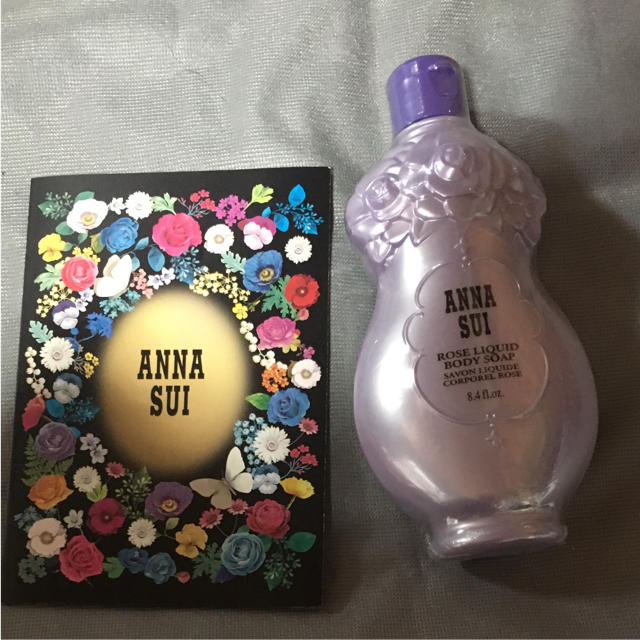 ANNA SUI(アナスイ)のANNA SUI アナスイ ボディソープ おまけ付き コスメ/美容のボディケア(ボディソープ/石鹸)の商品写真