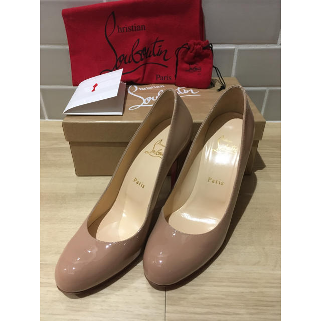 Christian Louboutin(クリスチャンルブタン)の【yukuyu様専用】クリスチャン・ルブタン シンプルパンプ レディースの靴/シューズ(ハイヒール/パンプス)の商品写真