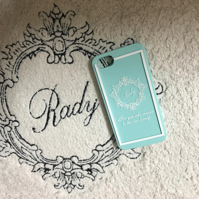 Rady(レディー)のradyホテルシリーズiPhoneケース マーメイドブルー スマホ/家電/カメラのスマホアクセサリー(iPhoneケース)の商品写真