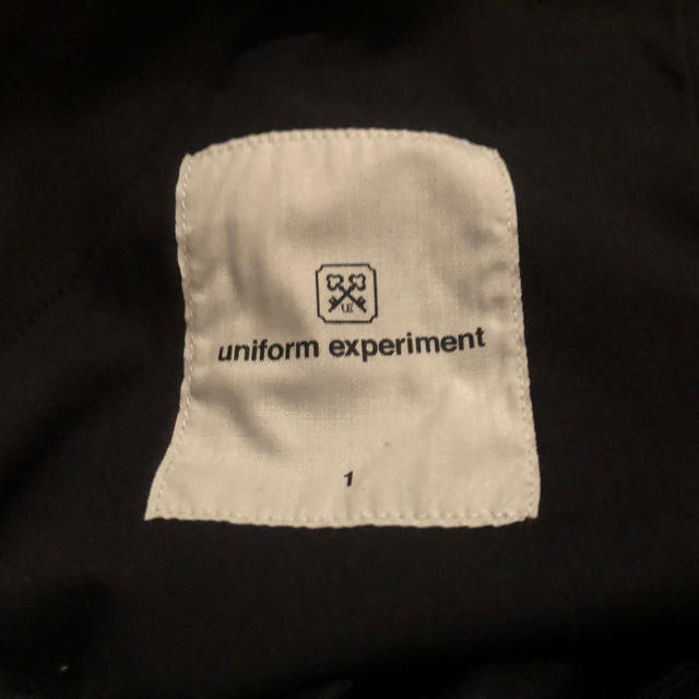 uniform experiment(ユニフォームエクスペリメント)の新品 黒 uniform experiment dripping shorts メンズのパンツ(ショートパンツ)の商品写真