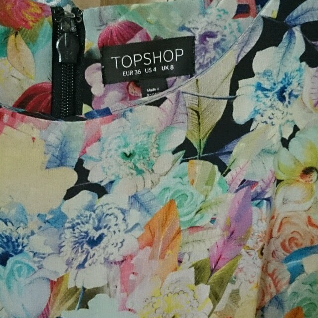 TOPSHOP(トップショップ)のtuta様 お取り置き中☆ レディースのワンピース(ひざ丈ワンピース)の商品写真