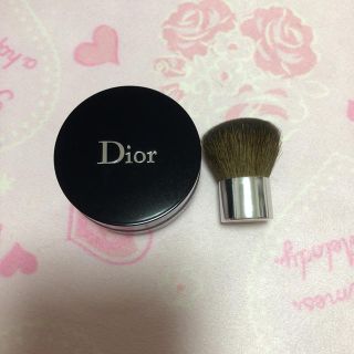 ディオール(Dior)のDiorスキンフォーエバーコントロールルースパウダー(フェイスパウダー)