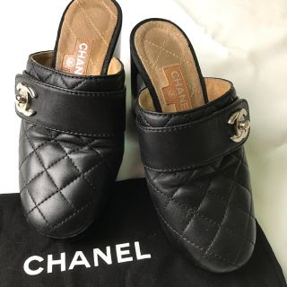 シャネル(CHANEL)のCHANEL シャネル サボ 黒 (サンダル)