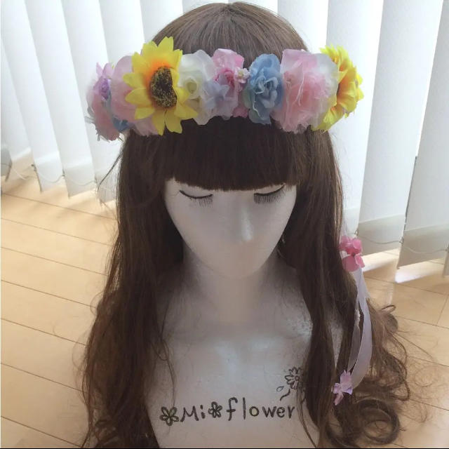 花かんむり♡ひまわり♡ピンク♡水色 ハンドメイドのアクセサリー(ヘアアクセサリー)の商品写真