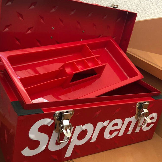 新品　supreme Diamond Plate Tool Box 工具箱