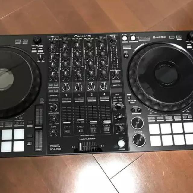 Pioneer(パイオニア)のPioneer DDJ1000 DDJ-1000  楽器のDJ機器(PCDJ)の商品写真