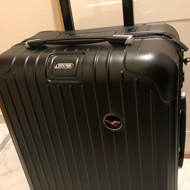 【RIMOWA】サルサ ルフトハンザ 4輪 37l マットブラック 機内持ち込み