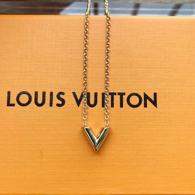 LOUIS VUITTON - ルイヴィトン エセンシャルＶ ネックレスの通販 by ...