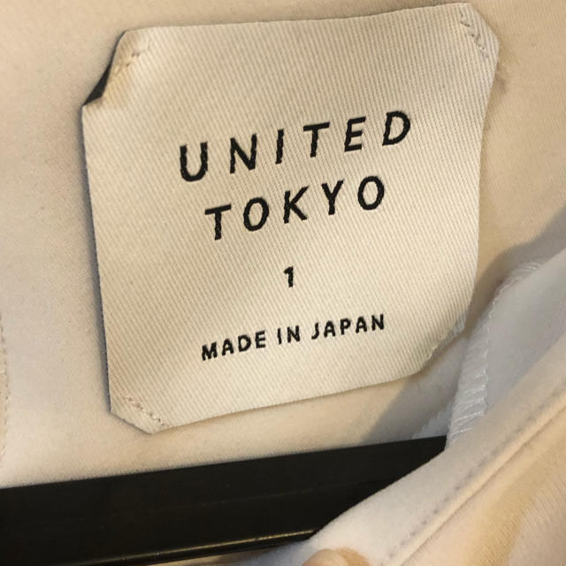 UNITED TOKYO アコーディオンプリーツトップス レディースのトップス(シャツ/ブラウス(半袖/袖なし))の商品写真