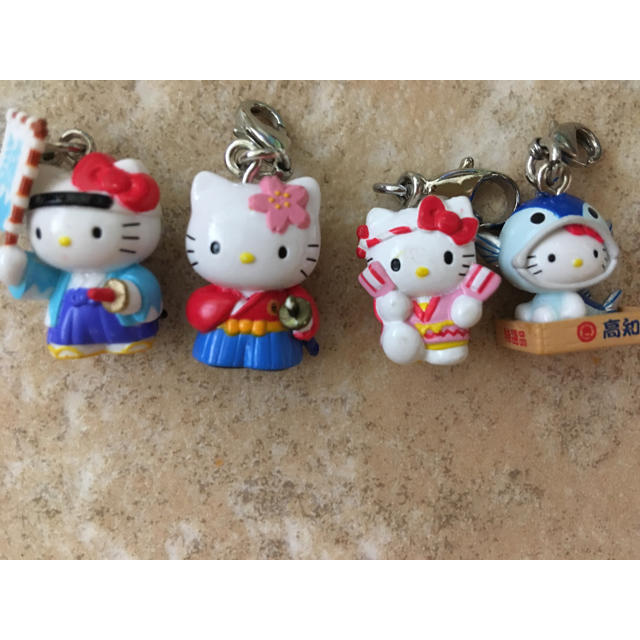 超歓迎 御当地キティちゃん キーホルダー キャラクターグッズ 超歓迎 御当地キティちゃん キーホルダー キャラクターグッズ
