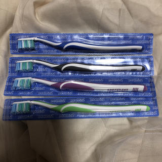 アムウェイ(Amway)のアムウェイ 歯ブラシ 4本セット(歯ブラシ/デンタルフロス)