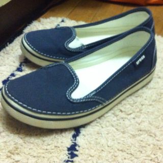 クロックス(crocs)の送込⭐クロックス⭐スリッポン 紺 Ｗ６(スニーカー)