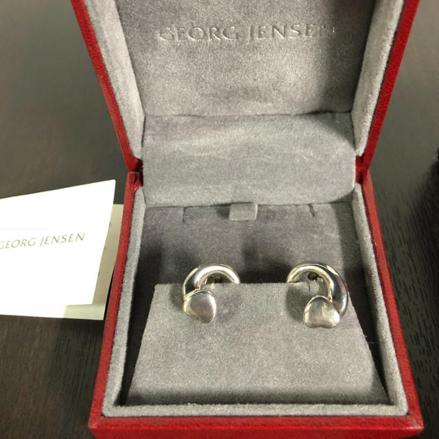 Georg Jensen(ジョージジェンセン)のgeorg jensen  ジョージ・ジェンセン ハートのシルバーイヤリング美品 レディースのアクセサリー(イヤリング)の商品写真