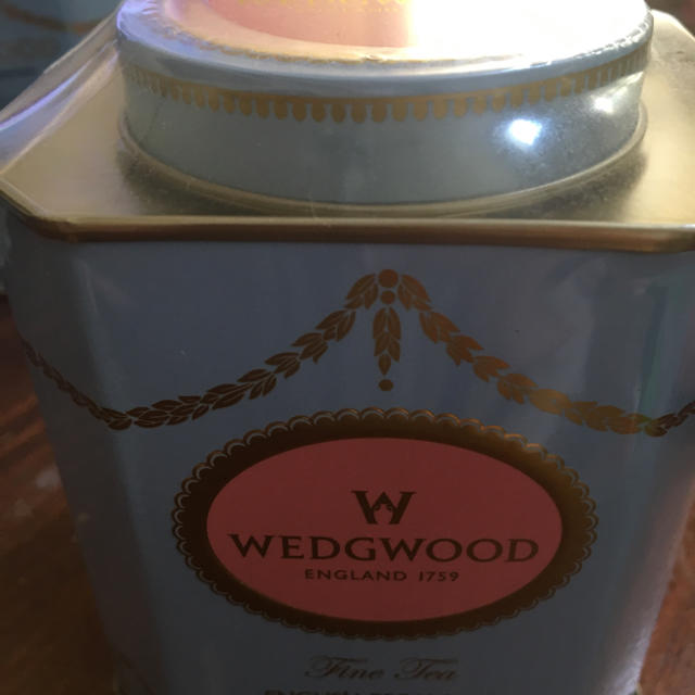 WEDGWOOD(ウェッジウッド)のウエッジウッド缶入り紅茶 ゆうさん専用 食品/飲料/酒の飲料(茶)の商品写真