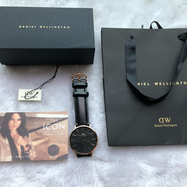 Daniel Wellington(ダニエルウェリントン)のダニエルウェリントン 腕時計 40MM  ローズゴールド お値下げ‼️ メンズの時計(腕時計(アナログ))の商品写真