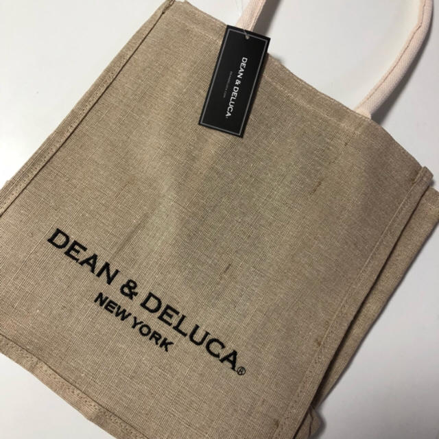 DEAN & DELUCA(ディーンアンドデルーカ)のDEAN&DELUCA NY限定トートバッグ レディースのバッグ(トートバッグ)の商品写真