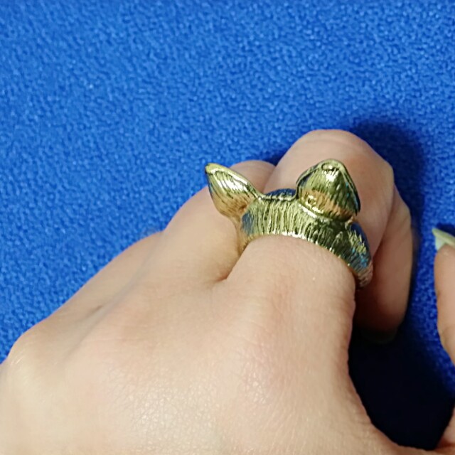 新品 ゴールドの猫耳リング レディースのアクセサリー(リング(指輪))の商品写真