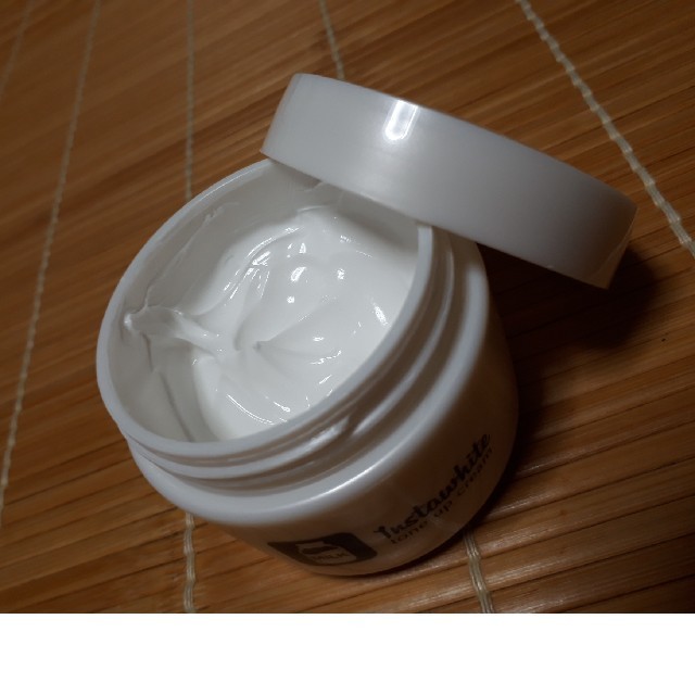 明色 インスタホワイト トーンアップクリーム コスメ/美容のスキンケア/基礎化粧品(フェイスクリーム)の商品写真
