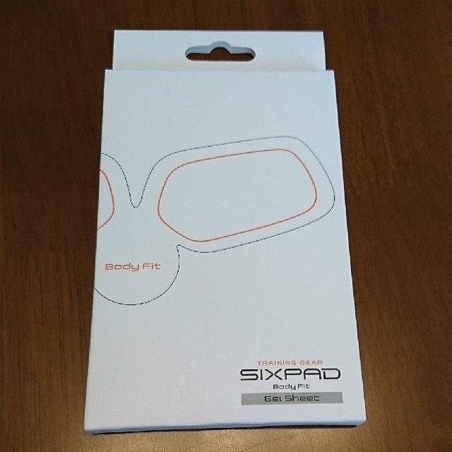 SIXPAD(シックスパッド)の【なっち様専用】☆新品☆SIXPAD専用ボディフィット高電導ジェルシート コスメ/美容のダイエット(エクササイズ用品)の商品写真