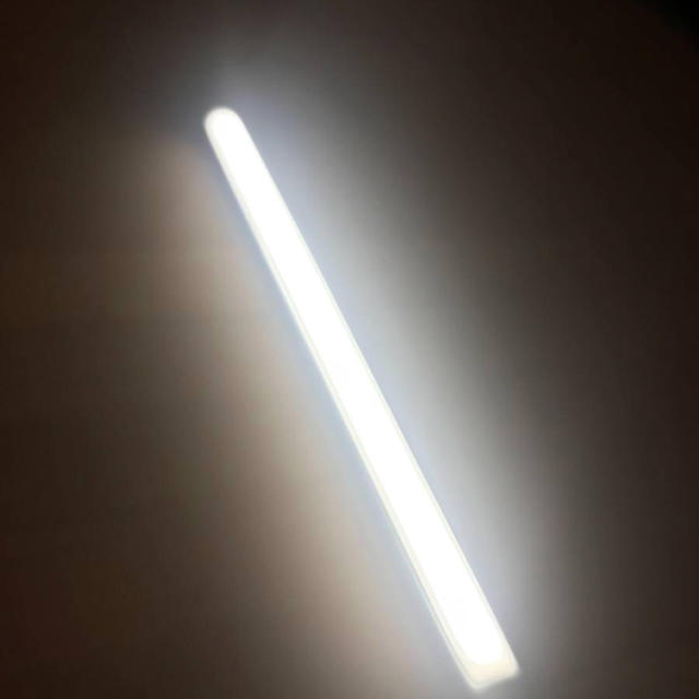 アイリスオーヤマ(アイリスオーヤマ)のアイリスオーヤマ直管LEDランプ ECOHiLUX 20形 1000lm インテリア/住まい/日用品のライト/照明/LED(蛍光灯/電球)の商品写真