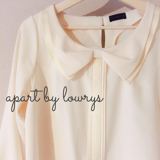 apart by lowrys(アパートバイローリーズ)の＊リボンえりブラウス＊ レディースのトップス(シャツ/ブラウス(長袖/七分))の商品写真