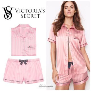 ヴィクトリアズシークレット(Victoria's Secret)のサテンピンクボーダーショートパジャマセット(パジャマ)