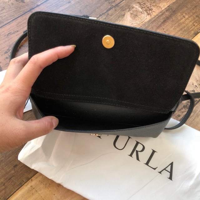 Furla(フルラ)の最新作‼︎ 新品 フルラ パール ショルダーバッグ ブラック 二次会にもピッタリ レディースのバッグ(ショルダーバッグ)の商品写真