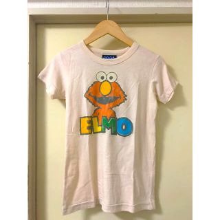 ザラ(ZARA)のELMO  エルモ  ロゴＴシャツ  半袖  丸首　キャラクター　グラフィックT(Tシャツ(半袖/袖なし))