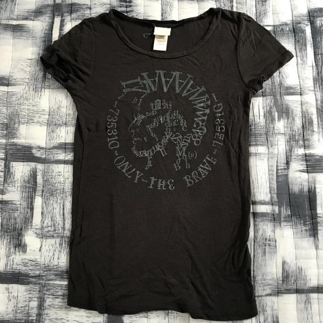 DIESEL(ディーゼル)のDIESEL Tシャツ  中古品 レディースのトップス(Tシャツ(半袖/袖なし))の商品写真