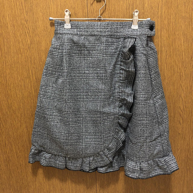 le reve vaniller(ル レーヴ ヴァニレ)のヴァニレ スカート レディースのスカート(ひざ丈スカート)の商品写真