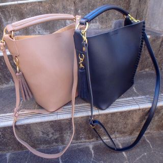 ザラ(ZARA)のバケツバッグ bag 大人気 2waybag 流行 (ショルダーバッグ)