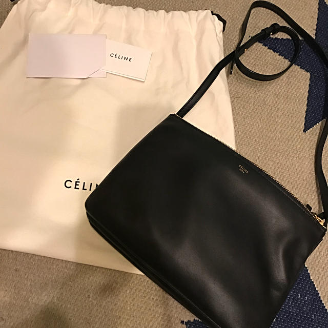 CEFINE(セフィーヌ)のCELINE☆トリオ☆ラージ☆ネイビー レディースのバッグ(ショルダーバッグ)の商品写真