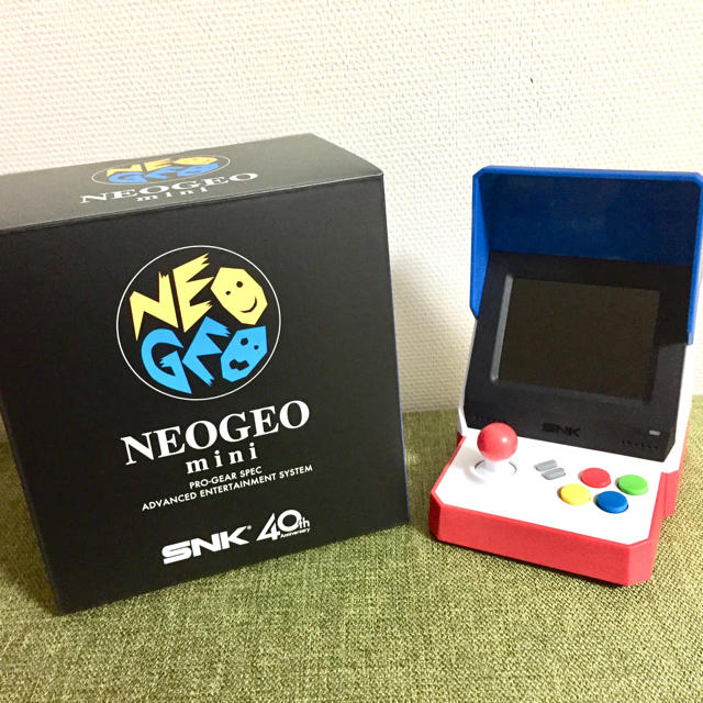 NEOGEO(ネオジオ)の【最終値引き！】 NEOGEO mini本体 エンタメ/ホビーのゲームソフト/ゲーム機本体(家庭用ゲーム機本体)の商品写真