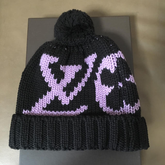 LOUIS VUITTON - 美品ルイヴィトン モノグラムロゴ ニット帽子の通販