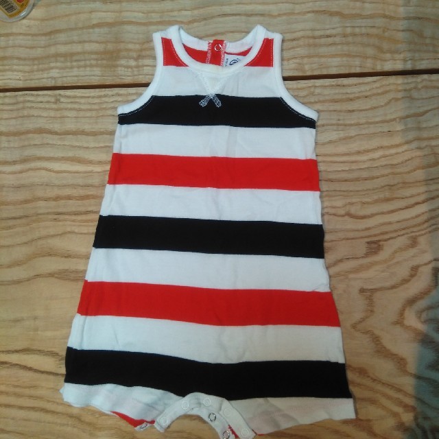 PETIT BATEAU(プチバトー)のPETIT BATEAU ロンパース キッズ/ベビー/マタニティのベビー服(~85cm)(ロンパース)の商品写真