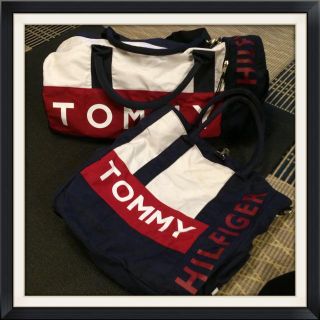 トミーヒルフィガー(TOMMY HILFIGER)のドラムボンストン＆タテ型トートバック(ボストンバッグ)