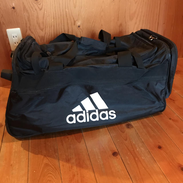 adidas(アディダス)のコマ付き adidas  カバン  メンズのバッグ(トラベルバッグ/スーツケース)の商品写真