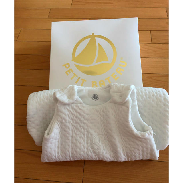 PETIT BATEAU(プチバトー)のプチバトー  チュビックキルティングジゴトゥーズ 【マキ様専用】 キッズ/ベビー/マタニティのこども用ファッション小物(おくるみ/ブランケット)の商品写真