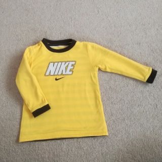 ナイキ(NIKE)の最終値下げ　NIKE　リバーシブル長袖ロンＴ　size90(Tシャツ/カットソー)