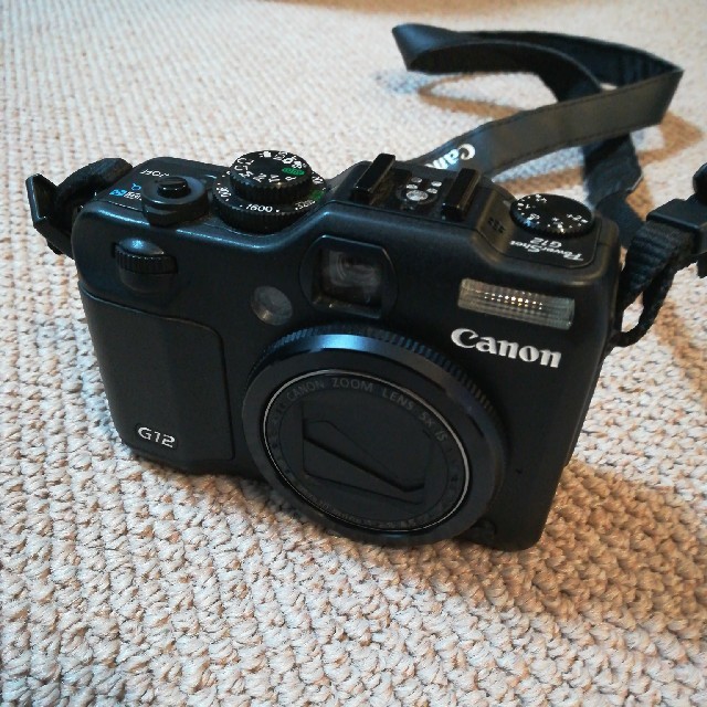 Canon(キヤノン)のcanon カメラ　power shot G12 スマホ/家電/カメラのカメラ(コンパクトデジタルカメラ)の商品写真