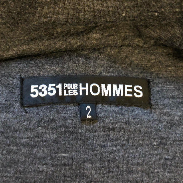 5351 POUR LES HOMMES(ゴーサンゴーイチプールオム)の大幅値下げ❗️✨5351ダウンベスト✨👱🏻‍♂️✨ メンズのジャケット/アウター(ダウンベスト)の商品写真