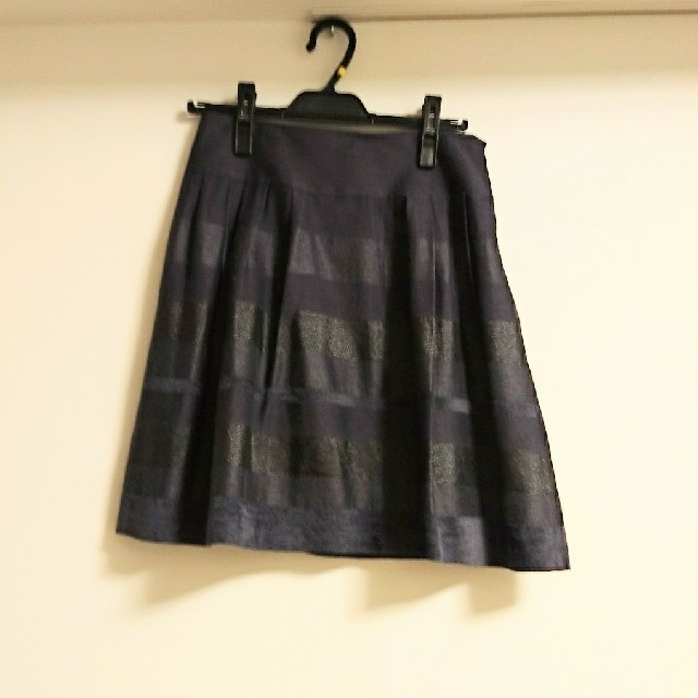 UNTITLED(アンタイトル)のUNTITLED フレアスカート レディースのスカート(ひざ丈スカート)の商品写真