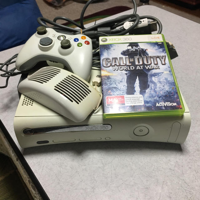 Xbox360(エックスボックス360)のXBOX360 エンタメ/ホビーのゲームソフト/ゲーム機本体(家庭用ゲーム機本体)の商品写真