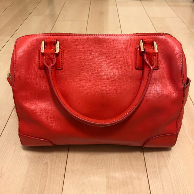 トリーバーチレッドバッグ 1