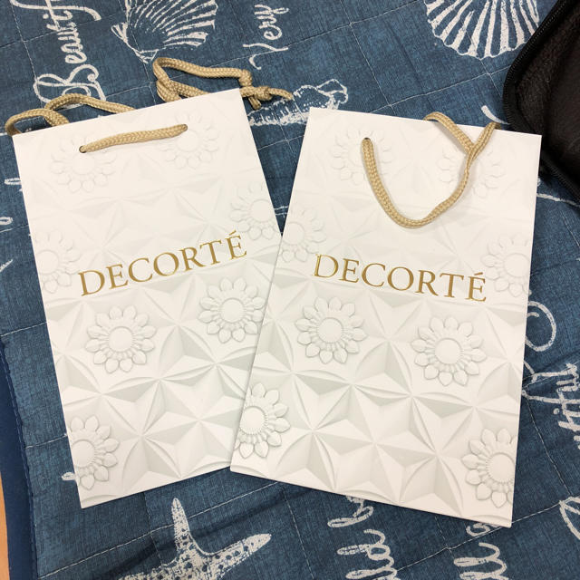 COSME DECORTE(コスメデコルテ)のコスメデコルテセット レディースのバッグ(ショップ袋)の商品写真