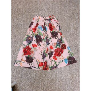 ザラ(ZARA)の花柄スカート(ロングスカート)