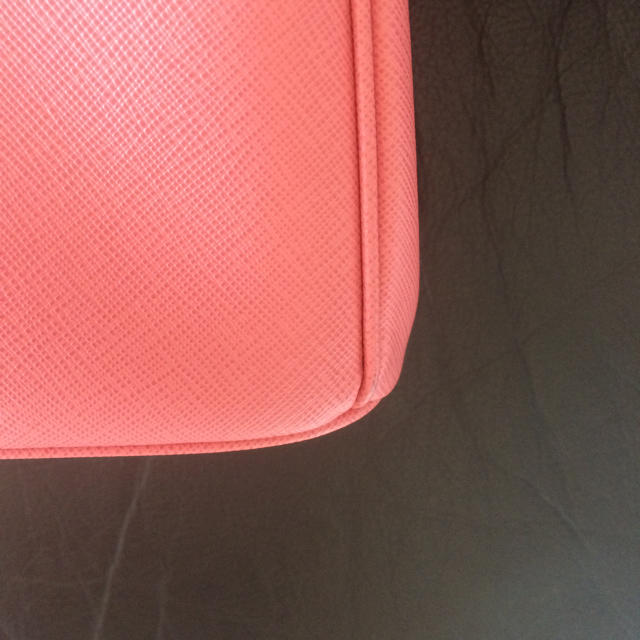 PRADA(プラダ)の新品同様 プラダ トートショルダーハンドバッグサフィアーノ ピンクミニ財布レザー レディースのバッグ(ショルダーバッグ)の商品写真