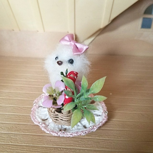 羊毛フェルト チワワ 花籠 ハンドメイド 置物 ミニチュア 雑貨 エコクラフトの通販 By Rira Shop ラクマ