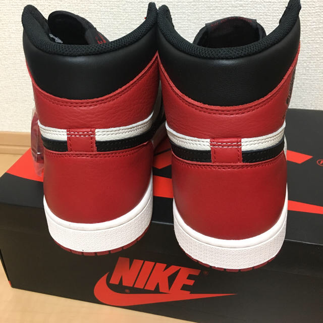 NIKE(ナイキ)の27.5cm NIKE AIR JORDAN 1 RETRO BRED TOE メンズの靴/シューズ(スニーカー)の商品写真